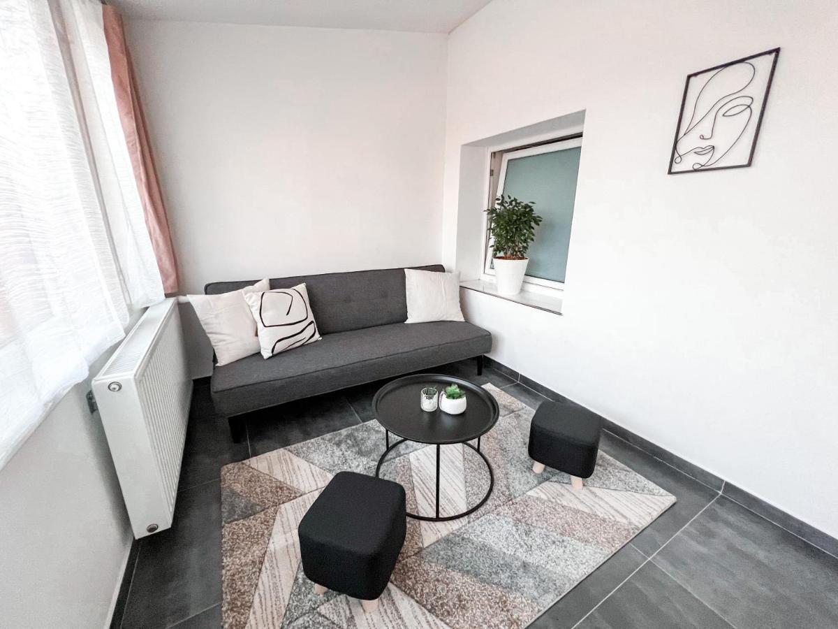Williams Apartments Прага Экстерьер фото