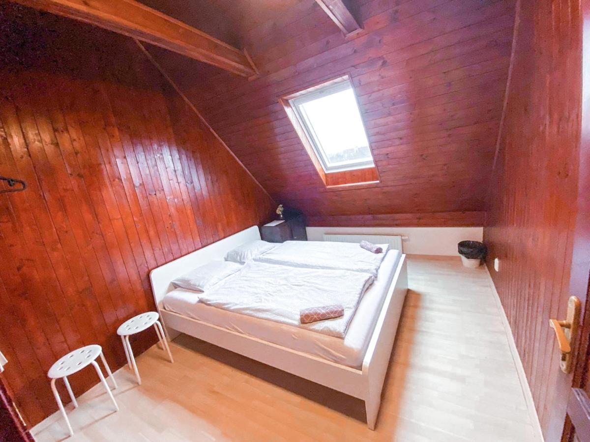 Williams Apartments Прага Экстерьер фото